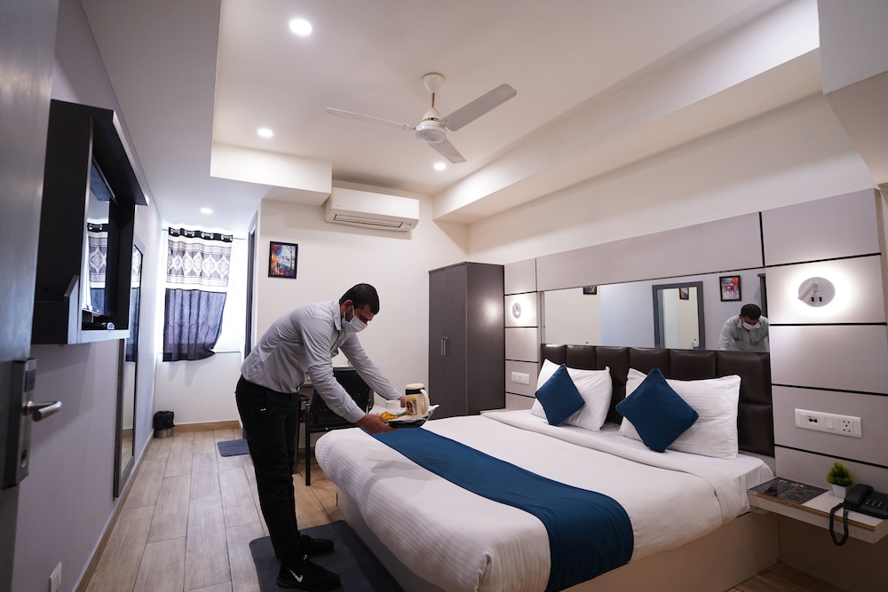 Executive Room