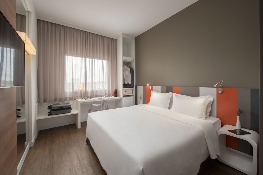 Deluxe Double Room photo 2