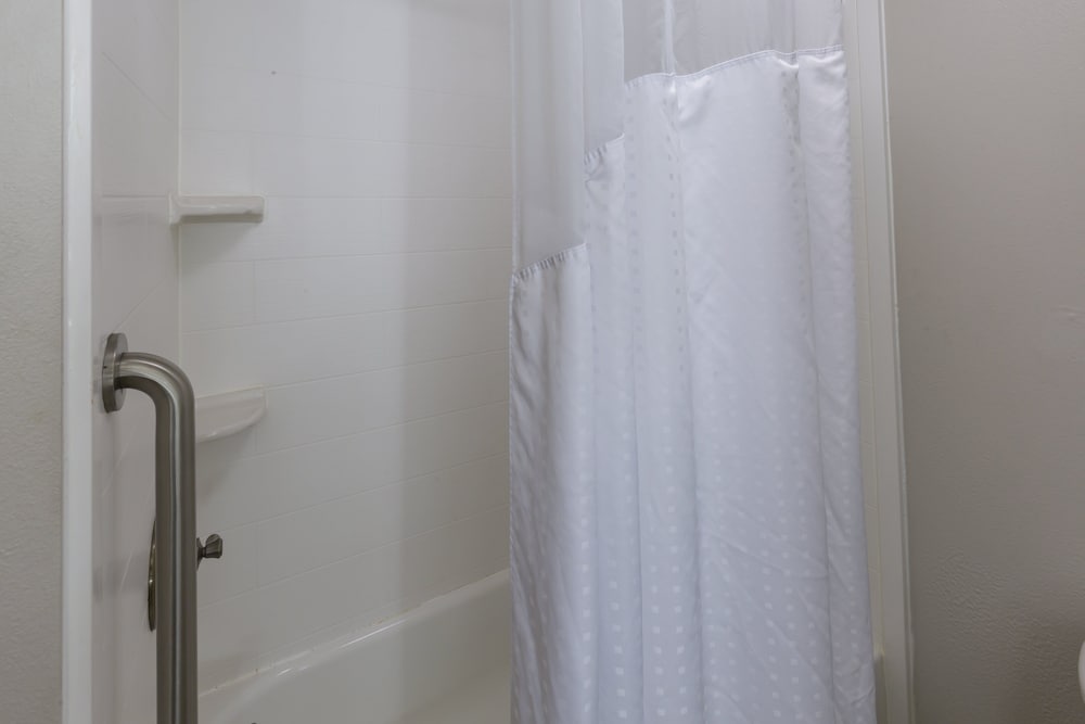Standard Room, 1 King Bed, Accessible (Mobility) - Photo 3