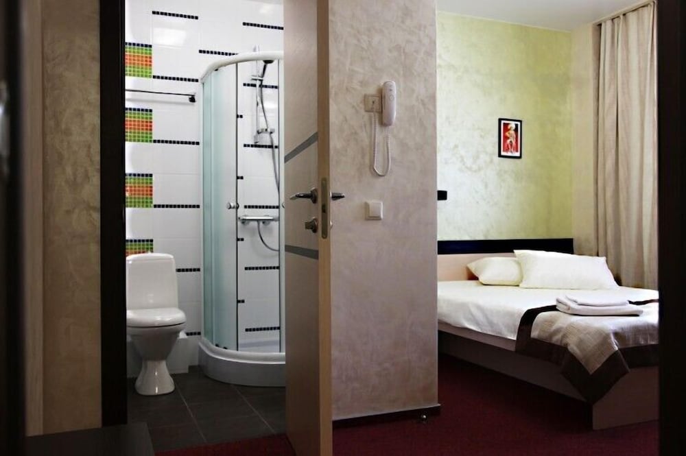 Standard Room photo 1
