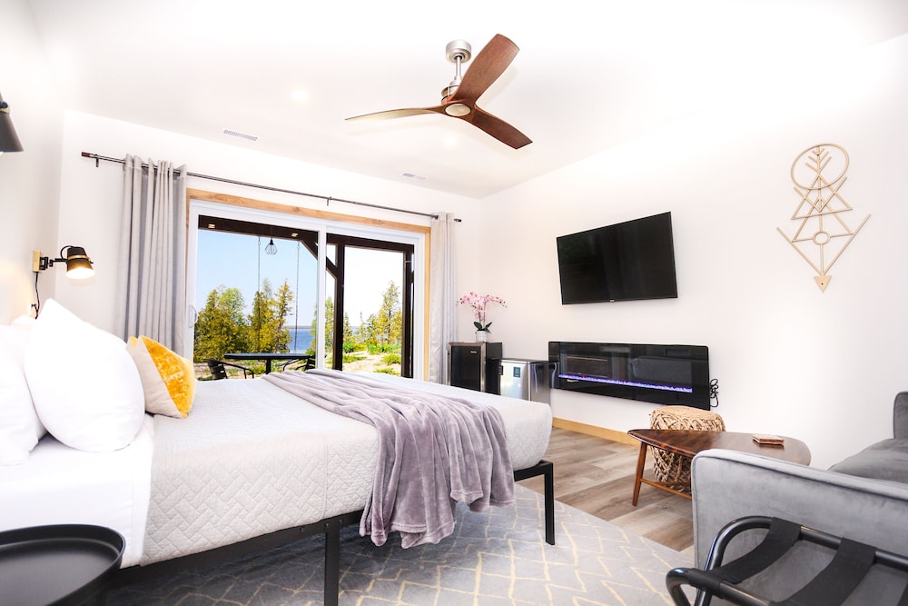 Premier Room