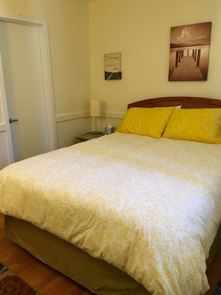 Comfort Room, 1 Bedroom, Private Bathroom