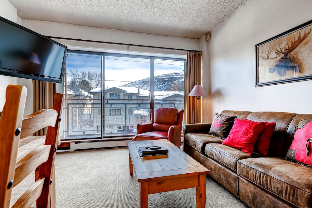 Condo, 1 Bedroom