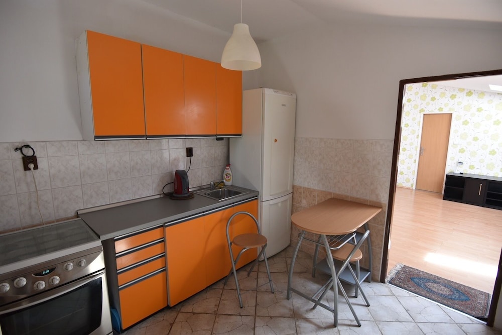 Apartment - Photo 5