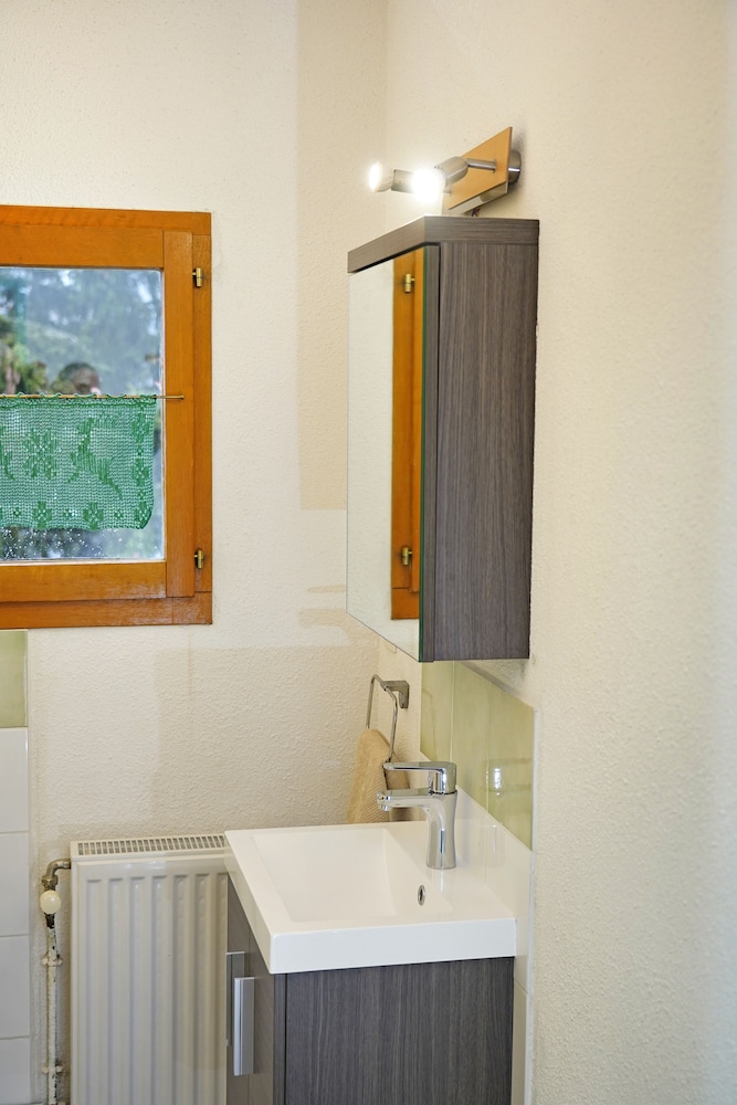 Standard Single Room, Private Bathroom, Mountain View (Bollet) photo 2