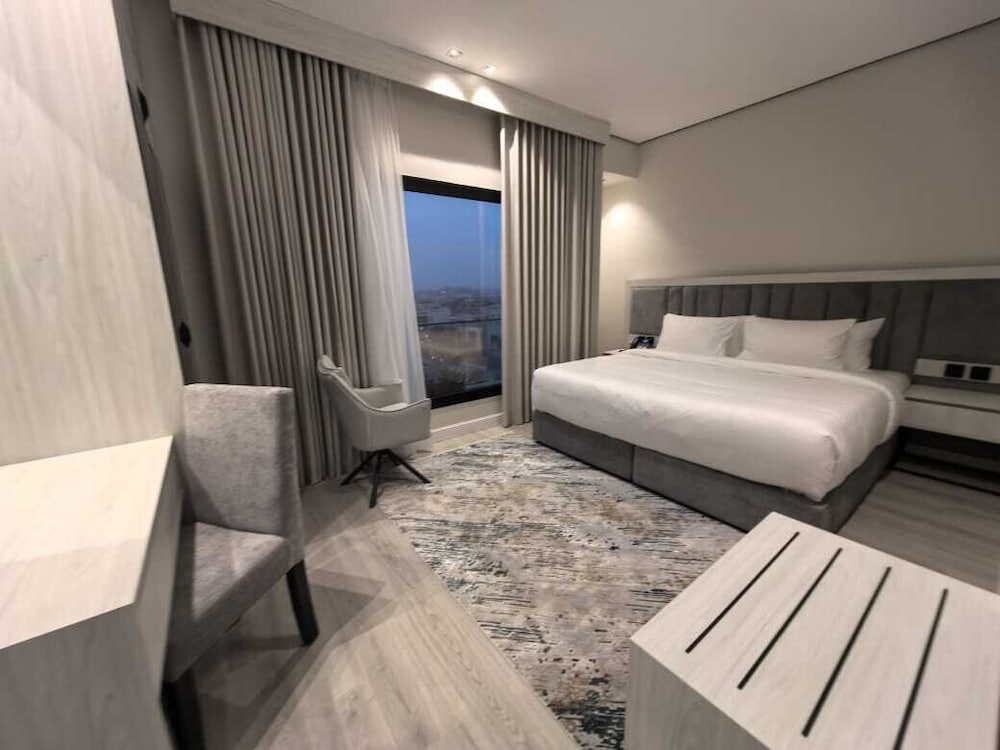 Premium Suite