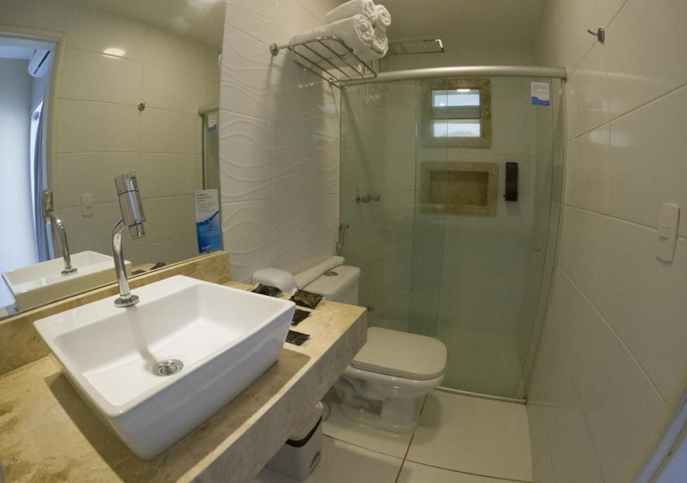 Suite - Photo 2