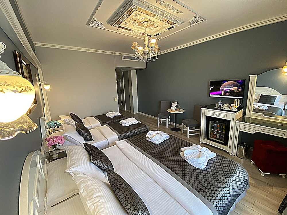 Superior Quadruple Room photo 1