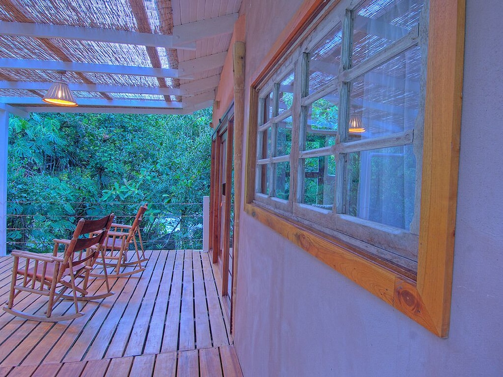 River Cabin photo 3