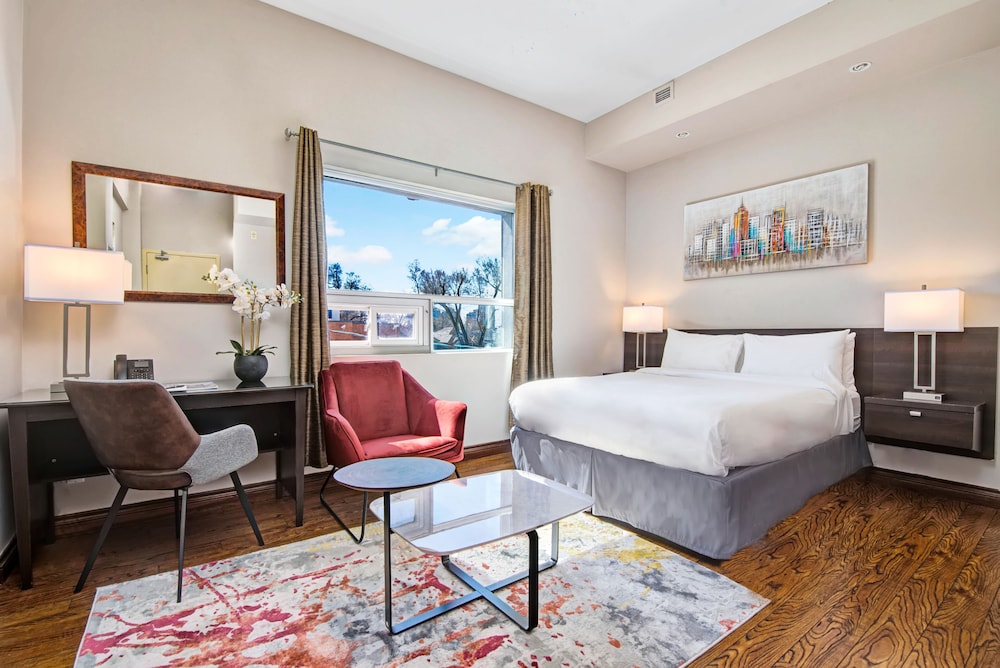 Deluxe Studio Suite, 1 Queen Bed, Kitchenette