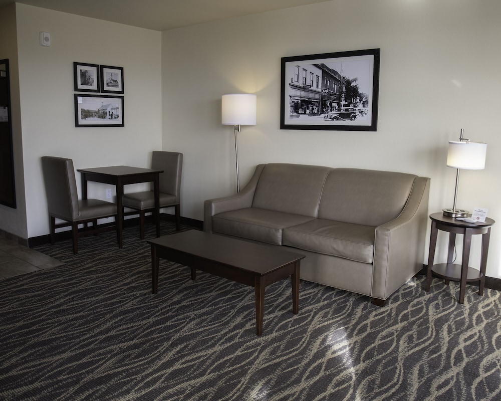 Suite, 1 King Bed with Sofa bed, Non Smoking - Photo 1