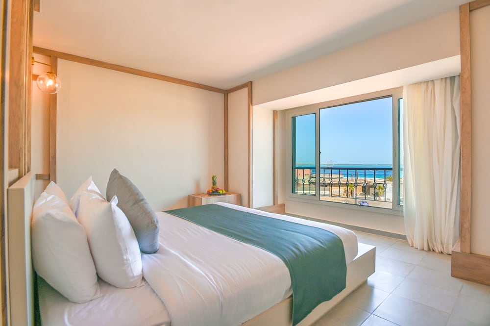 Senior Room, Sea View photo 1