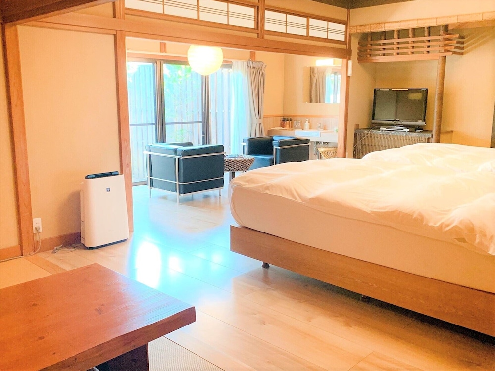 Deluxe Room, Non Smoking, Garden View
