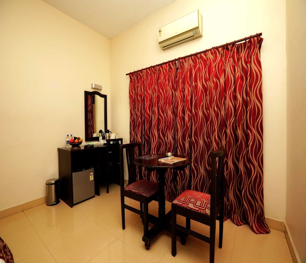 Executive Room - Photo 5