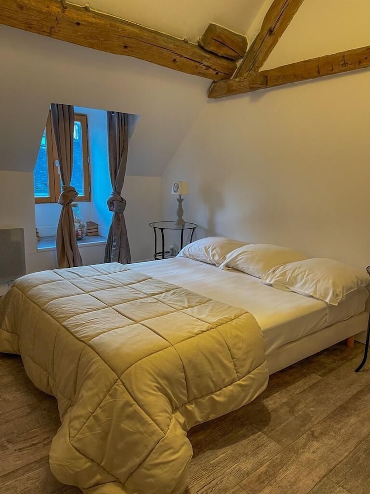 Standard Double Room photo 3
