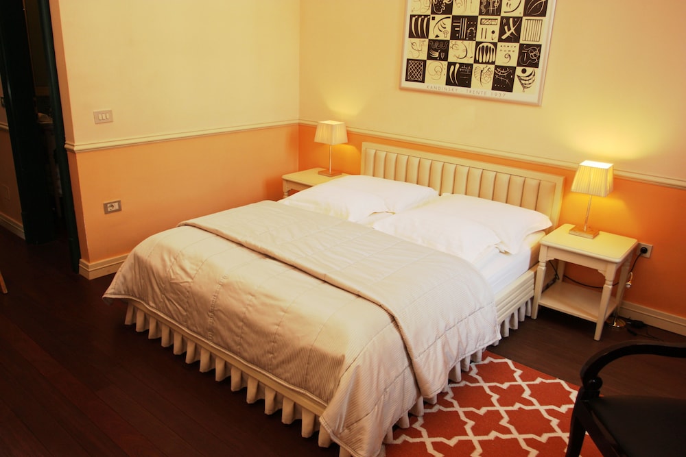 Standard Double Room photo 2
