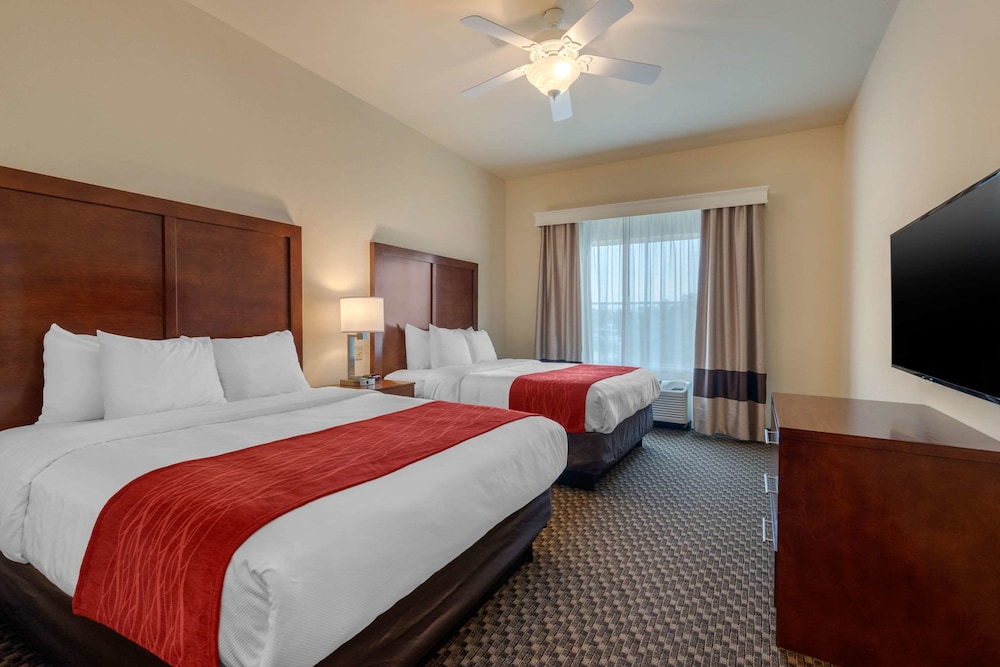 Suite, 2 Queen Beds, Non Smoking - Photo 1