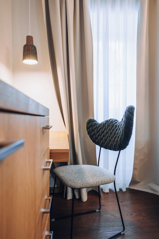 Superior Suite - Photo 4