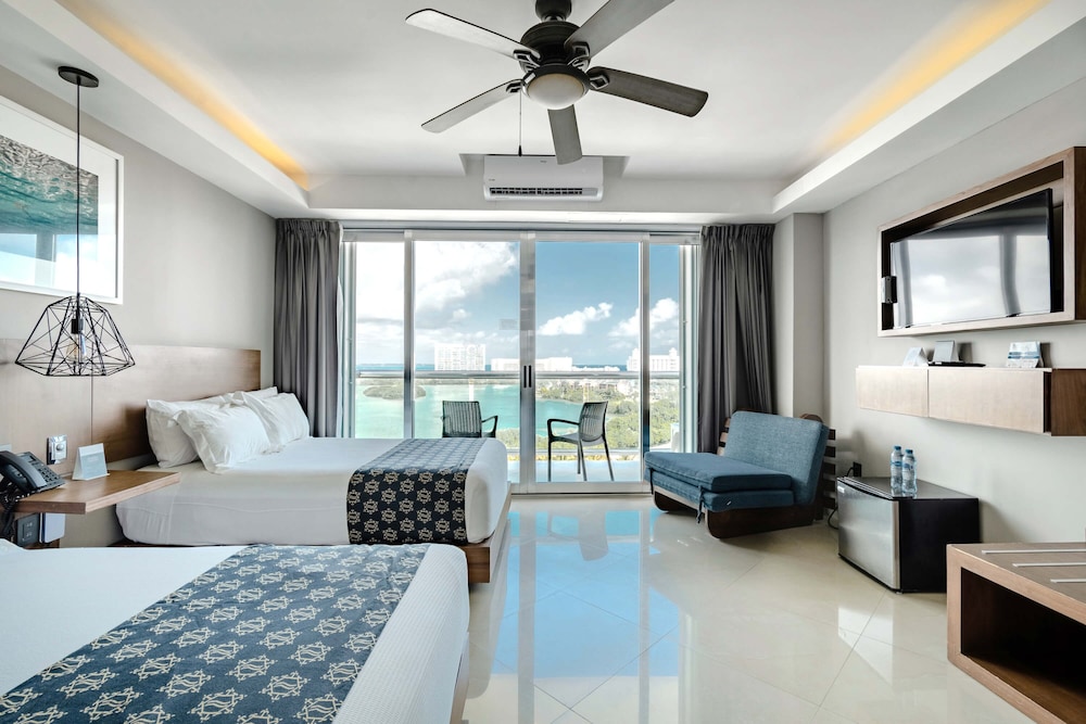 Deluxe Room, 2 Double Beds, Ocean View - Photo 3