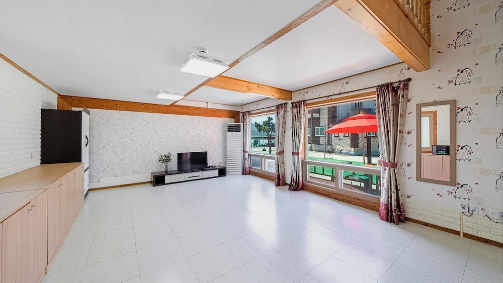 Basic Room, 1 Bedroom (Dokchae(separateroom)) - Photo 7