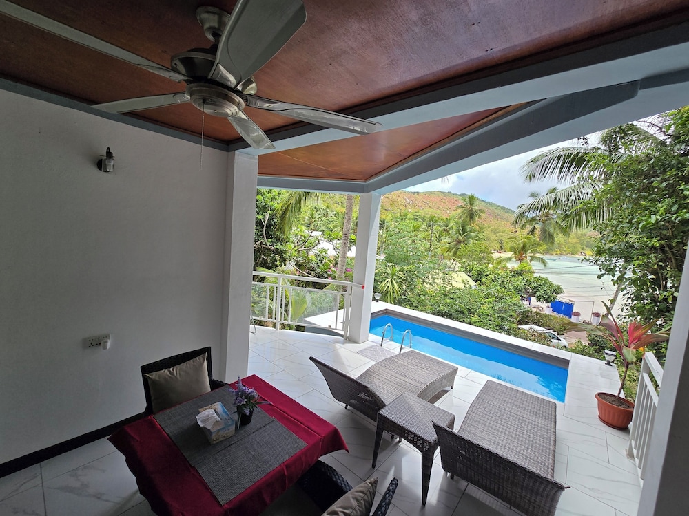 Deluxe Villa, 1 Bedroom, Pool View photo 2