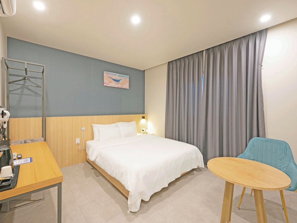 Standard Double Room - Photo 1