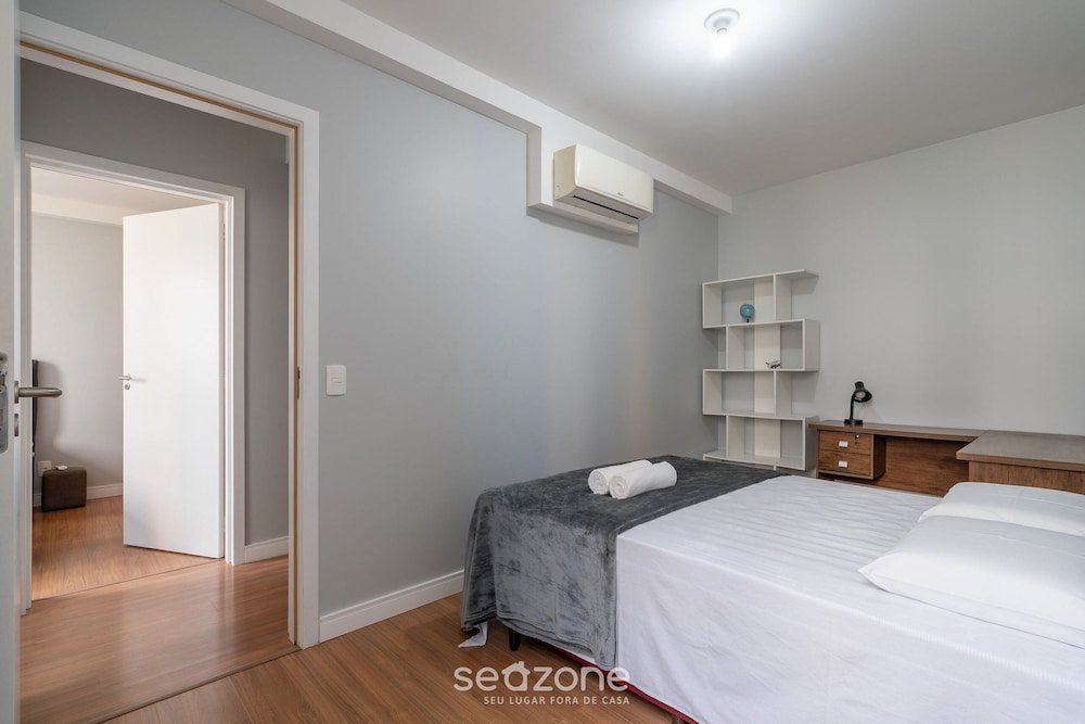 Basic Apartment photo 1