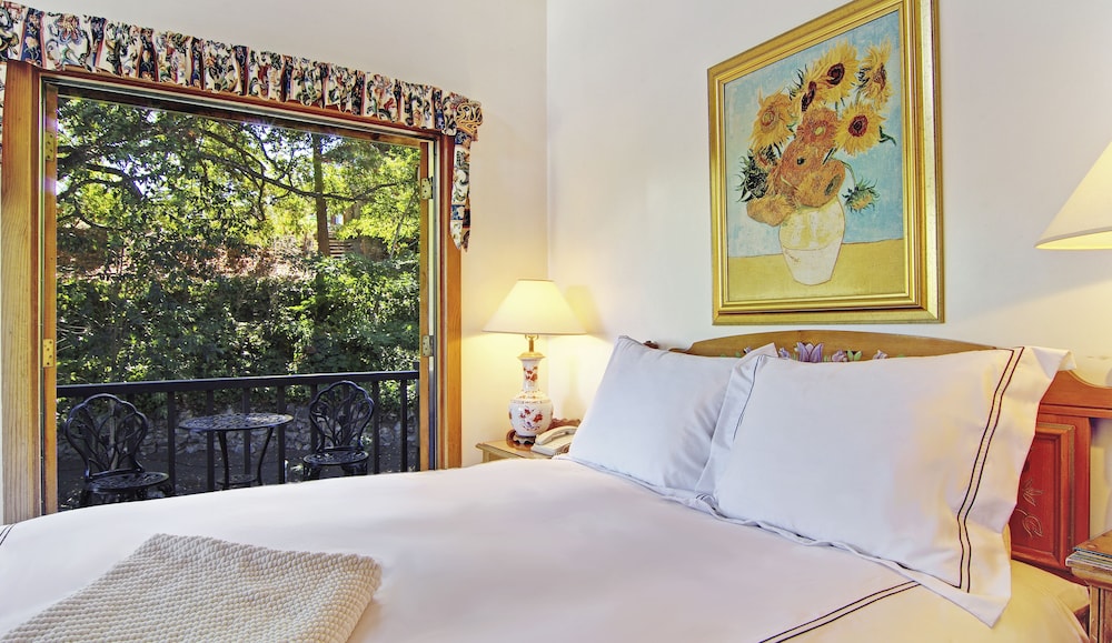 Standard Room, 1 Queen Bed (Van Gogh) photo 1