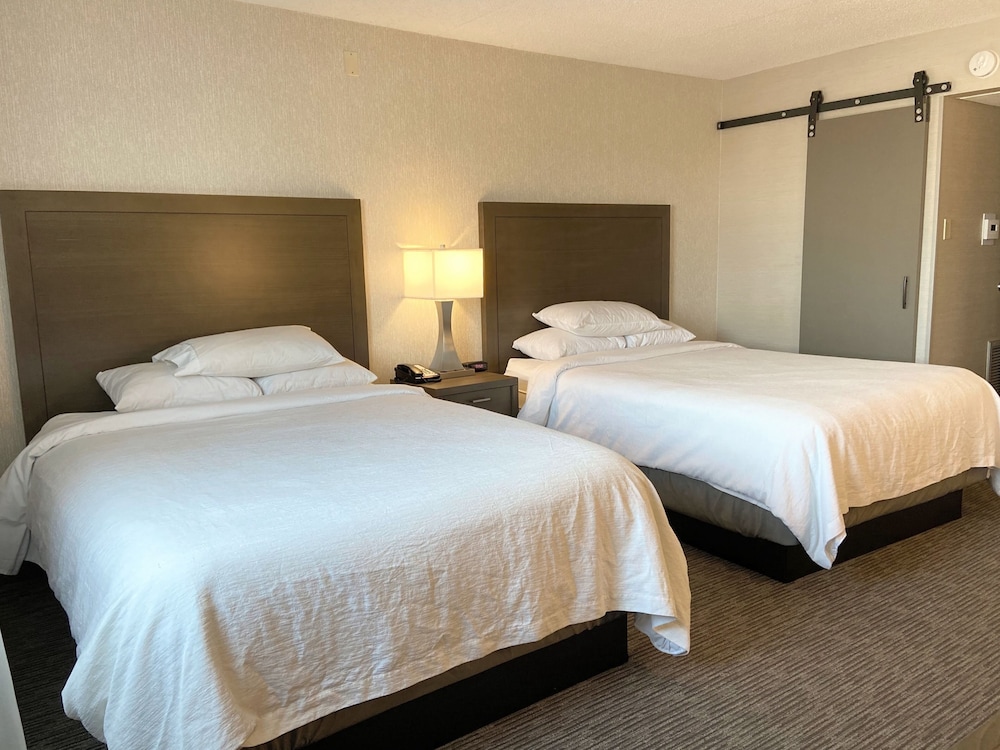Executive Suite, 2 Double Beds - Photo 1