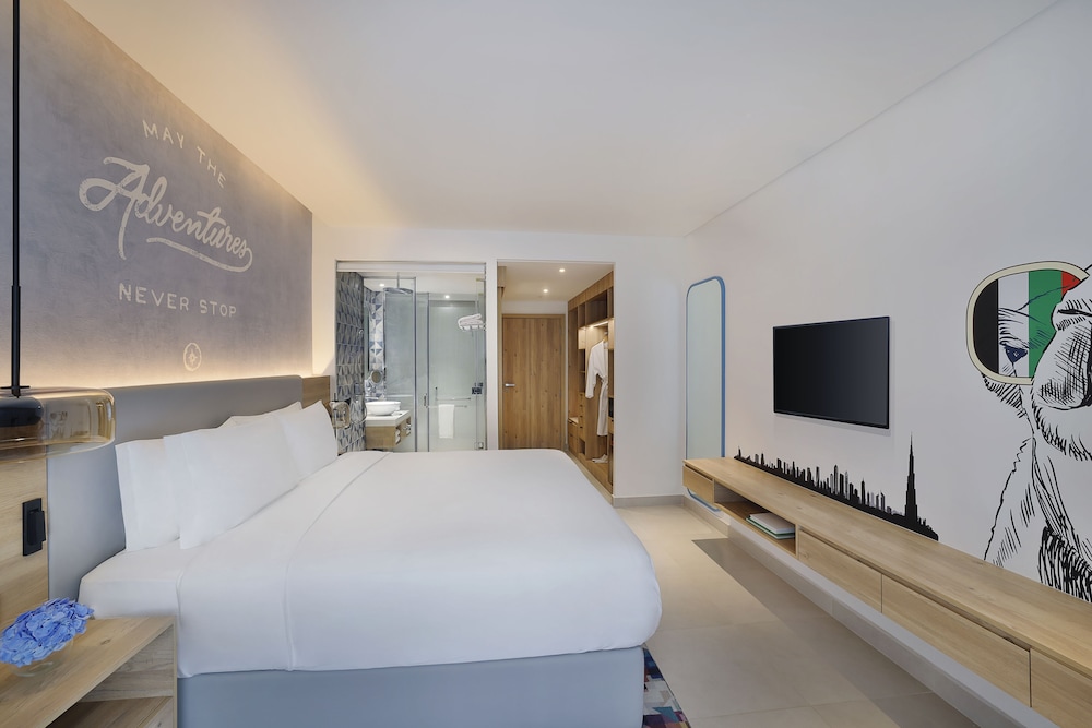 Standard Double or Twin Room, Beach & Rooftop Infinity Pool Access, Shuttle to Mall Of Emirates photo 2