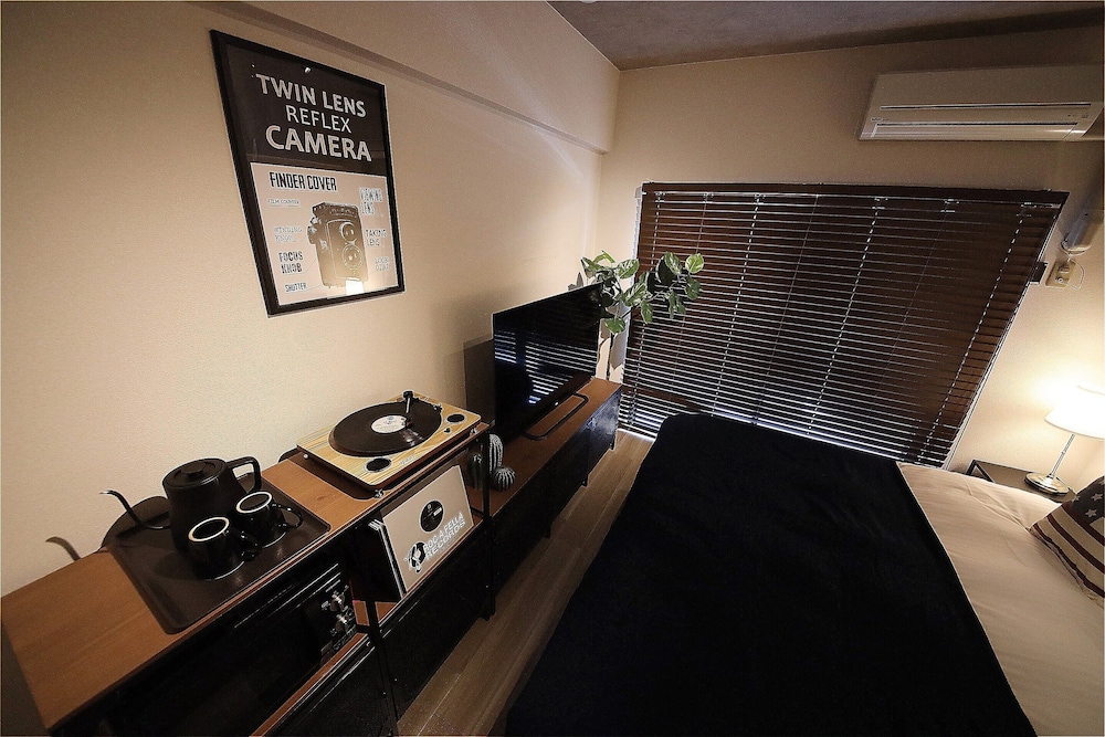 Standard Double Room, Non Smoking, Kitchen - Photo 4