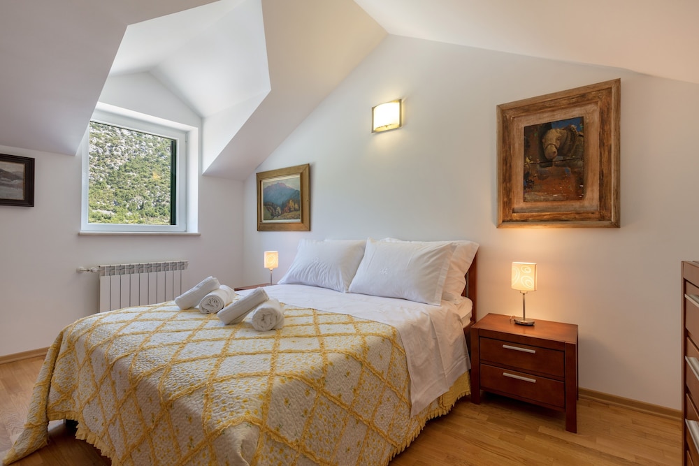 Villa, 4 Bedrooms, Private Pool