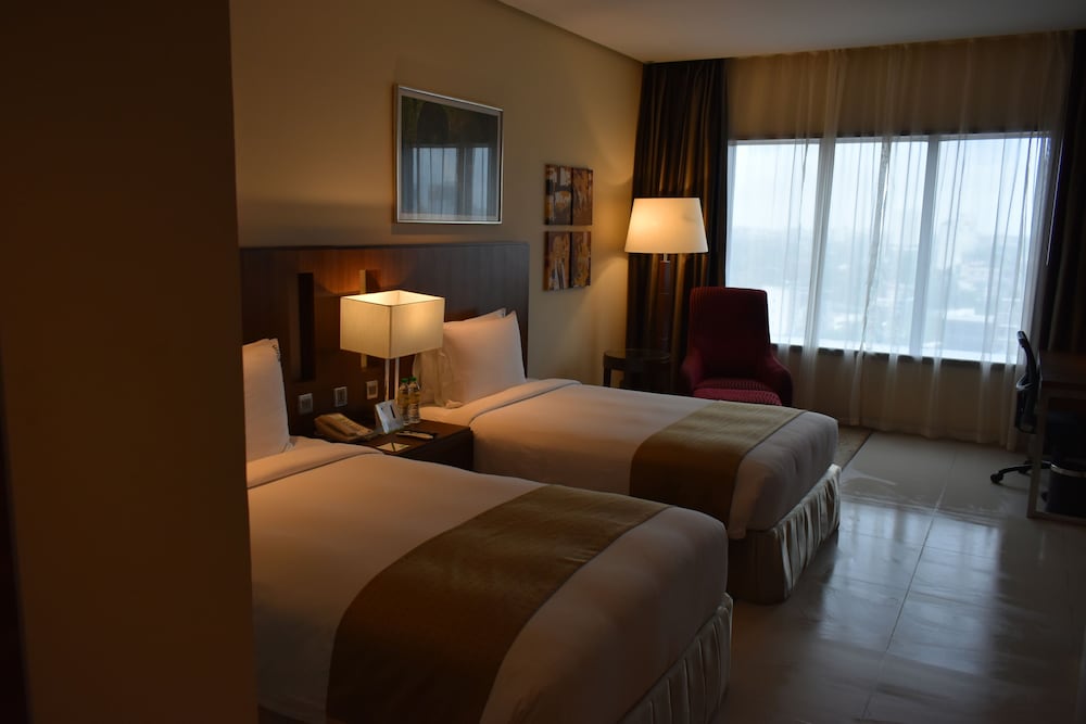 Standard Room, 2 Twin Beds (High Floor) - Photo 9
