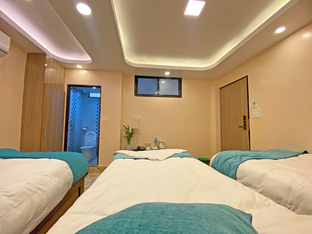 Deluxe Triple Room - Photo 2