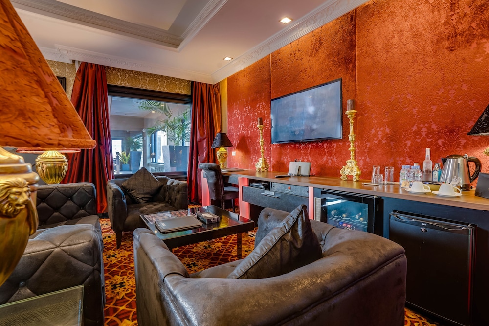 New Millennium Junior Suite - Photo 7