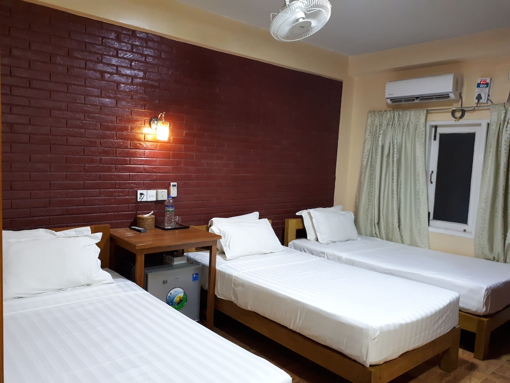 Superior Triple Room photo 1