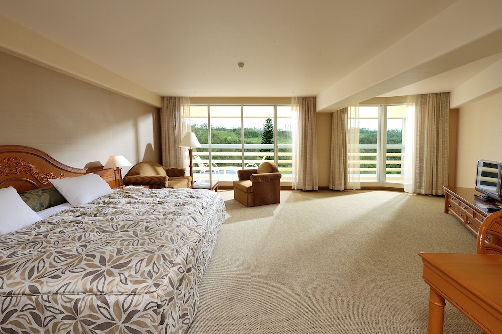 Corner Room, Mountain View, Non Smoking (Children ages 3-5 required 2200JPY/night fee at property) photo 2