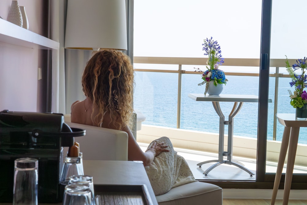 Superior Room, 1 King Bed with Sofa bed, Terrace, Sea View - Photo 3