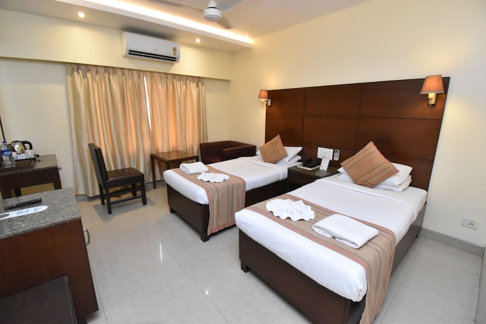 Executive Room - Photo 9