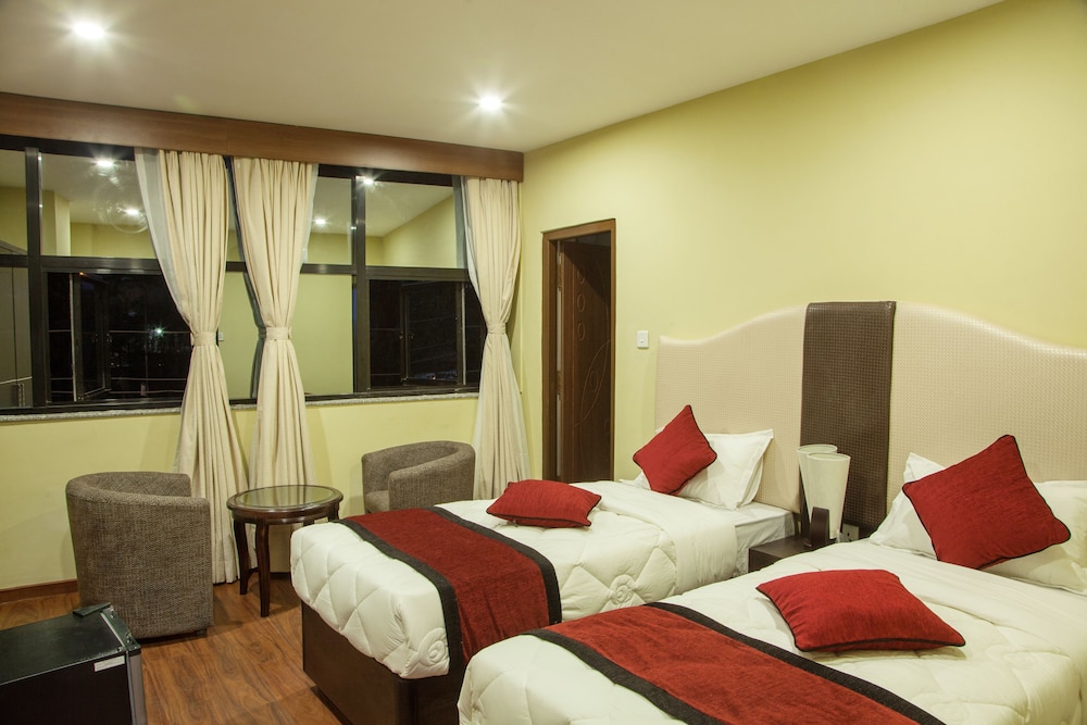 Twin Room, 2 Twin Beds, Private Bathroom