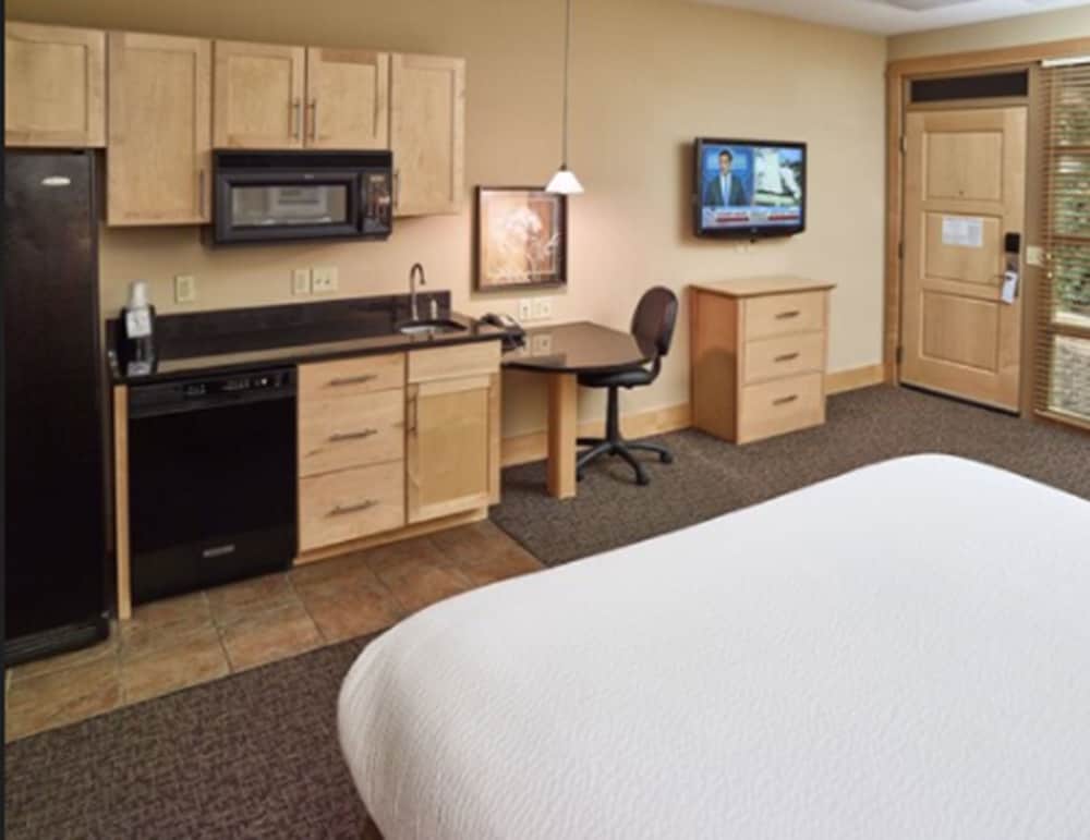 Executive Room, 1 King Bed, Accessible, Non Smoking - Photo 1