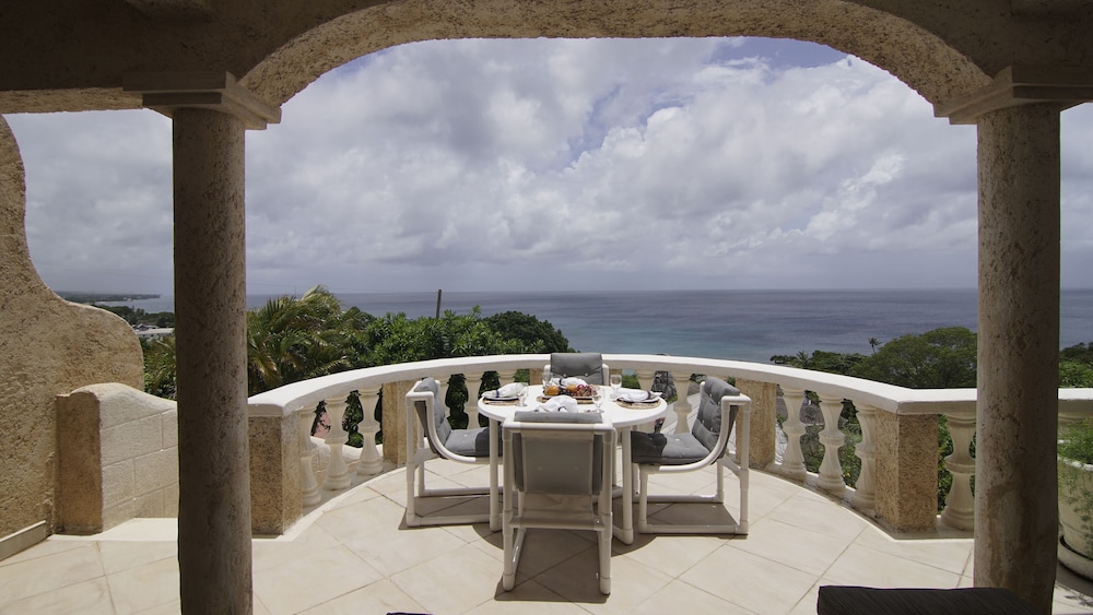 Exclusive Villa, 3 Bedrooms, Ensuite, Beach View