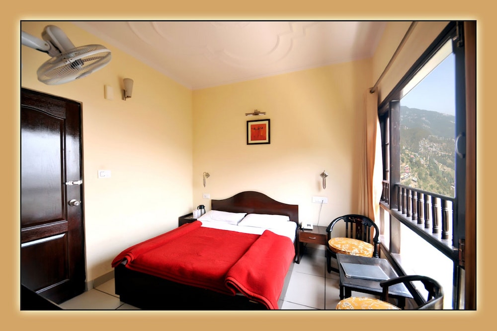 Deluxe Room - Photo 6