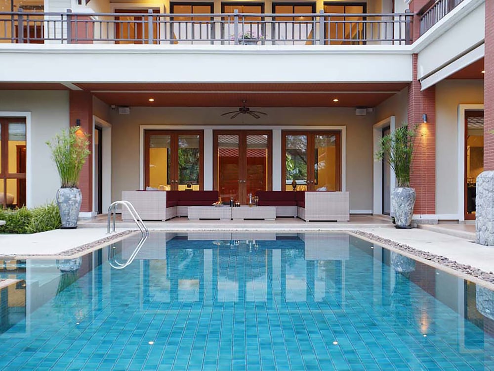 Villa, 6 Bedrooms photo 3