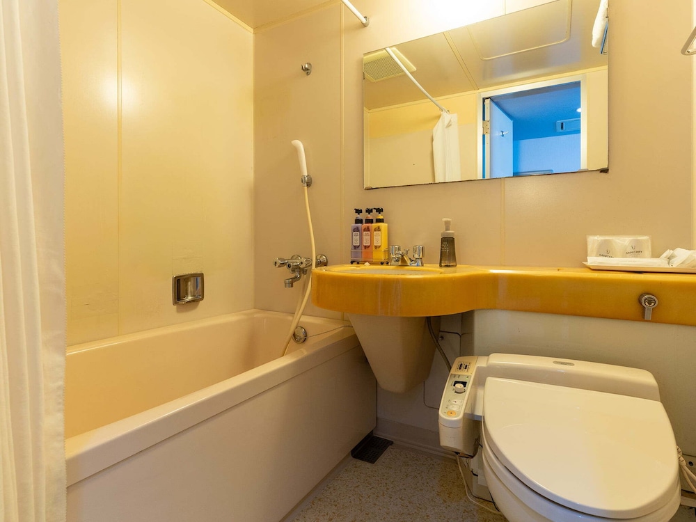 Twin Room, Non Smoking photo 3