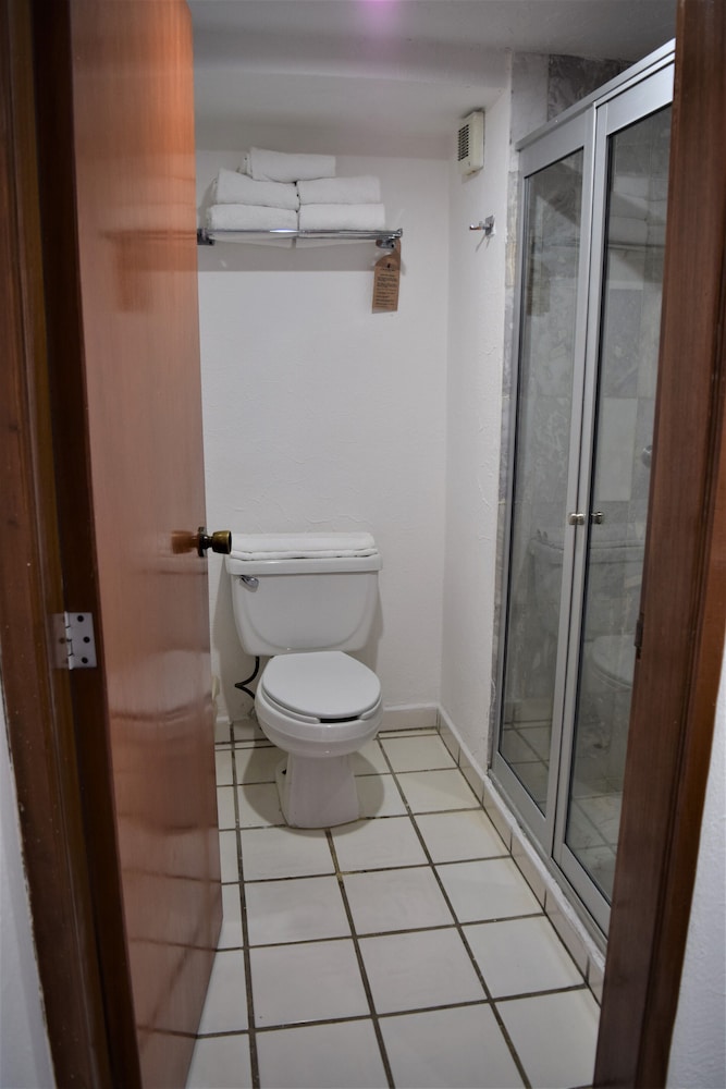 Suite, Kitchenette, Sea View - Photo 11