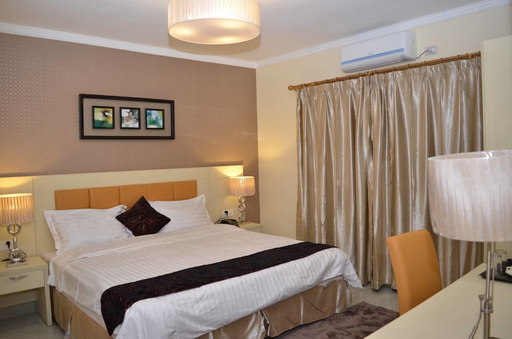 Executive Suite