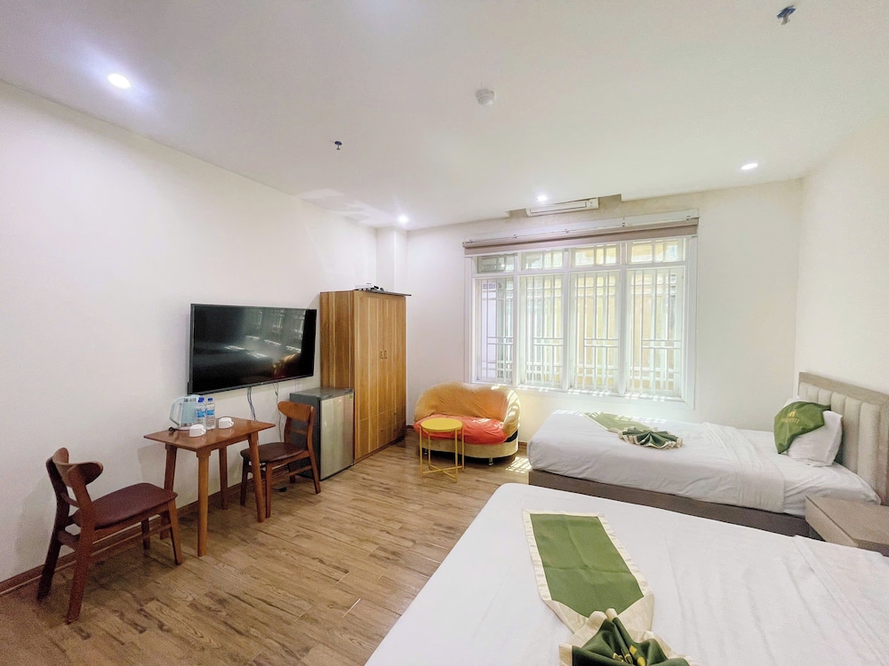 Basic Triple Room