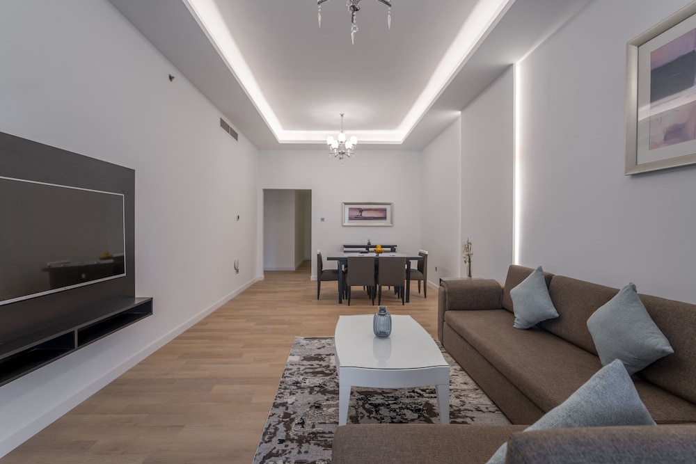 Premium Family Two Bedroom Apartment photo 3