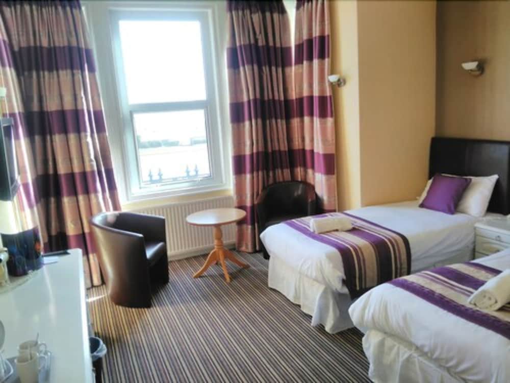 Twin Room, Sea View photo 1